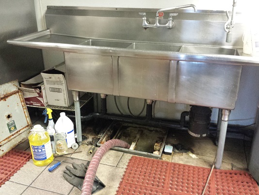 4 Benefits of Regular Grease Trap Cleaning